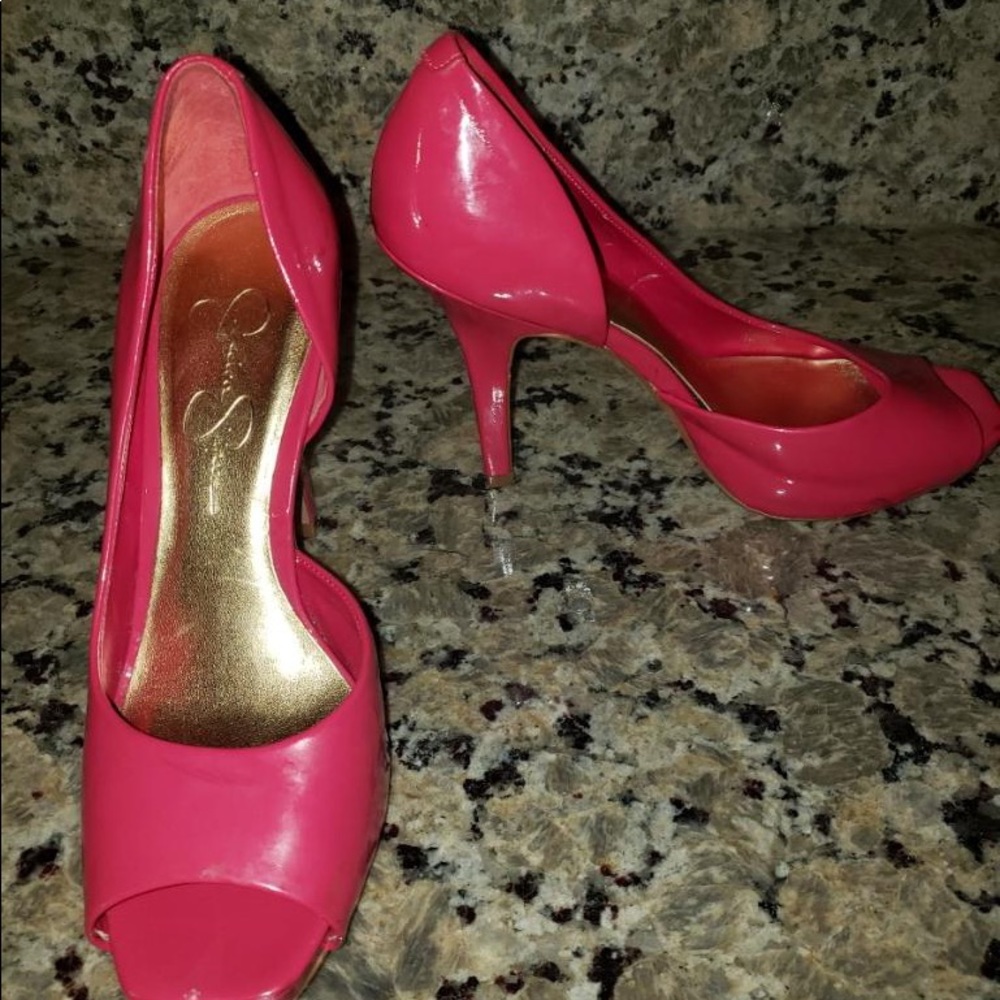 Pink Women’s Heels!